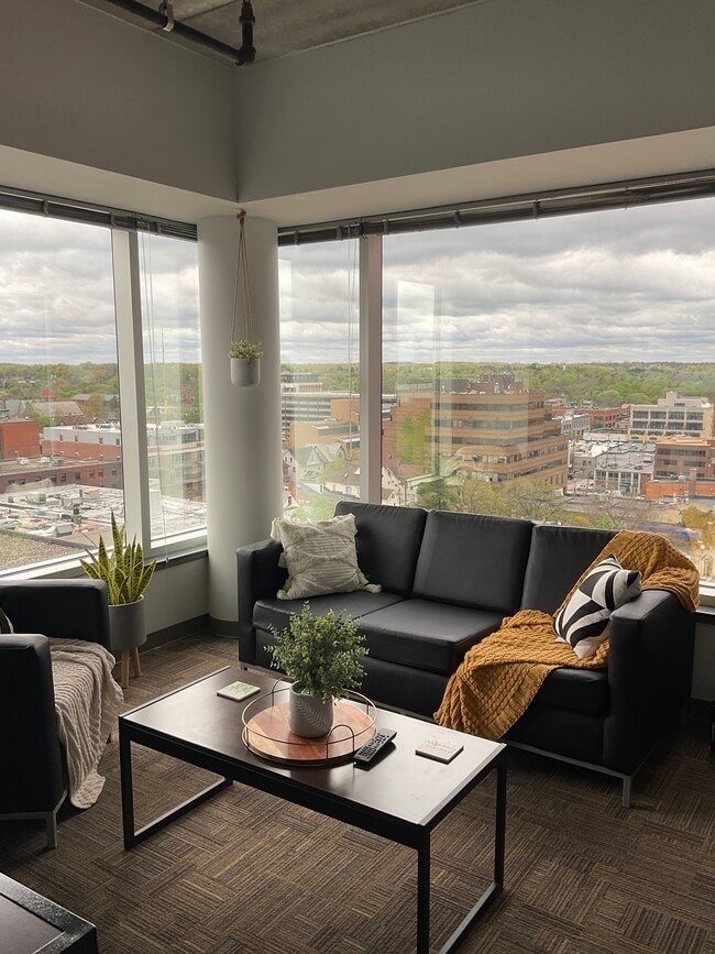 Photo - Saga Ann Arbor Apartments