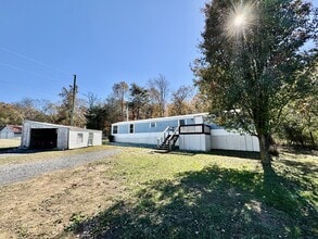 Building Photo - 610 Old Slag Rd