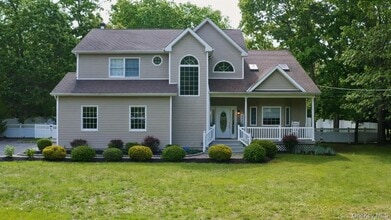 Building Photo - 5 Mill Race Rd