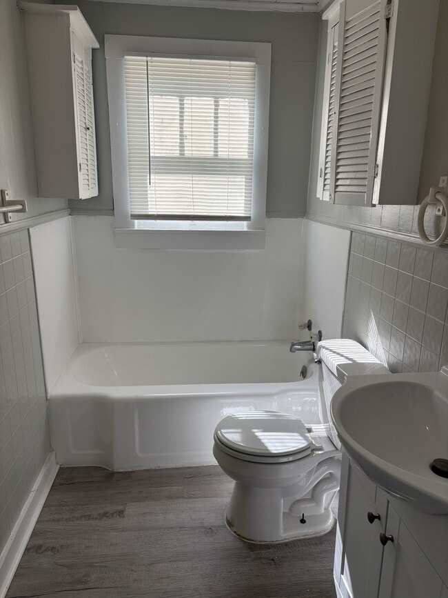 Foto del edificio - 801 N St Antoine St