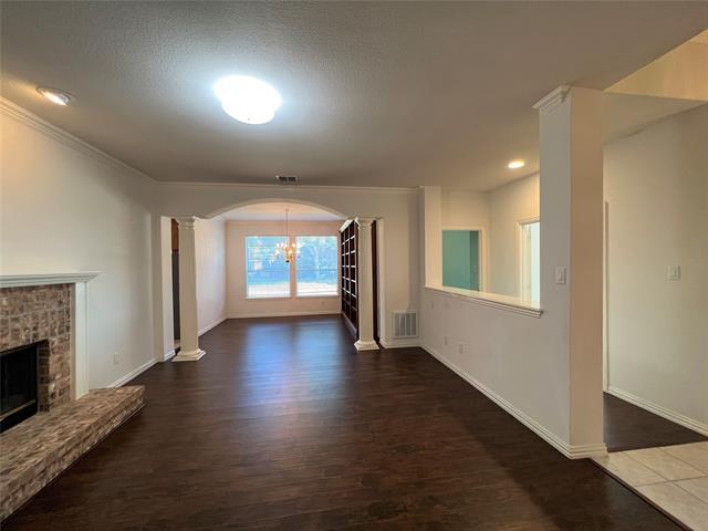 Building Photo - 702 Willow Ridge Ct