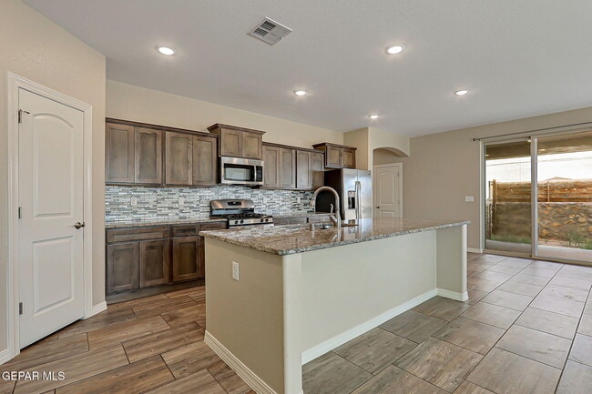 Building Photo - 2808 Tierra De Moyo Pl