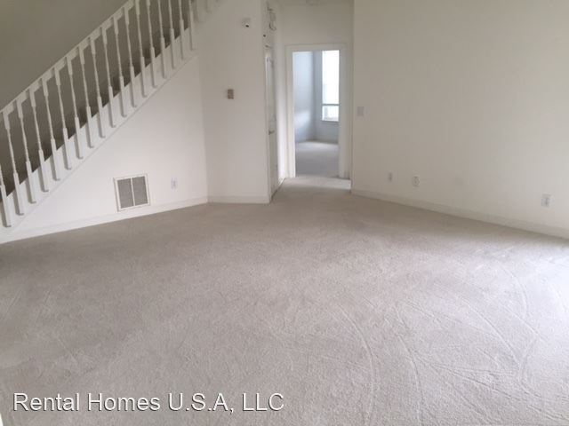 Building Photo - 3236 Silver Sands Cir
