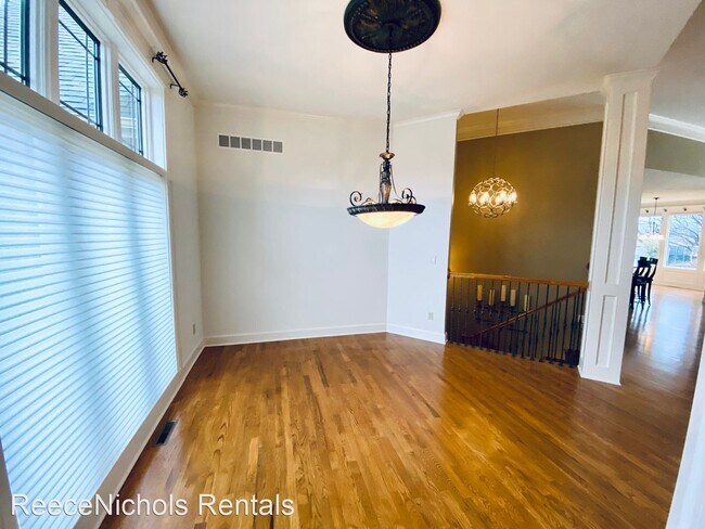 Foto del edificio - 4 br, 3.5 bath House - 4911 Bradshaw St