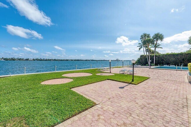 Foto del edificio - 2800 N Flagler Dr