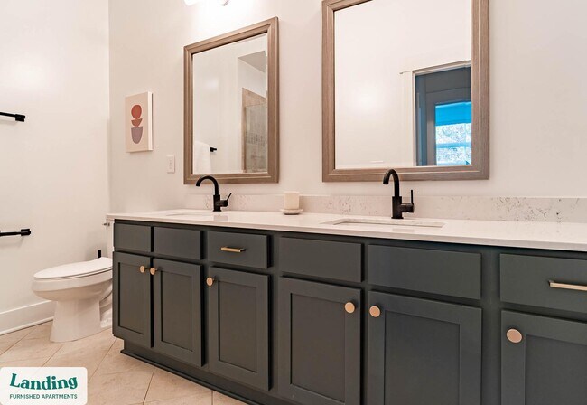 Foto del edificio - 2101 Lakeside Lofts Cir