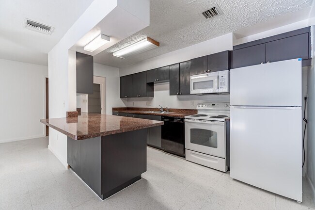 Foto del edificio - 5506 Killarney Ave