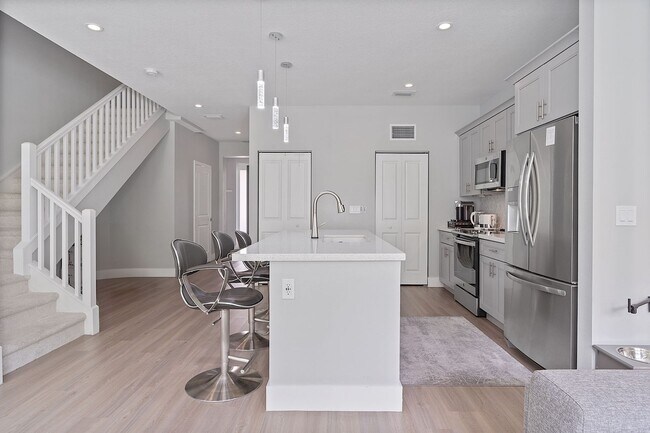 Building Photo - Frederick Isles Townhomes - Delray Beach