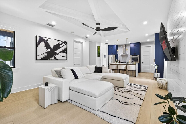 Foto del edificio - 1200 E Jean St