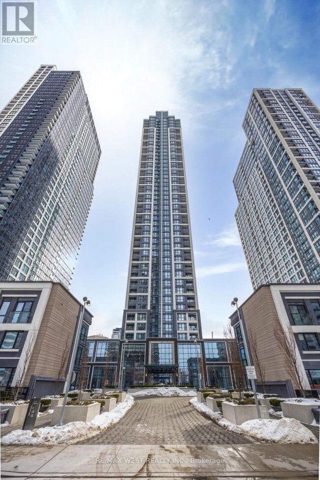 Building Photo - 7 Mabelle Ave