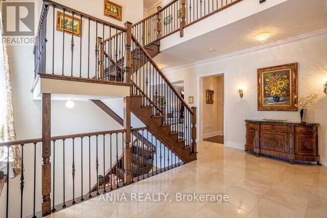 Photo du bâtiment - 115 Stallions Ct