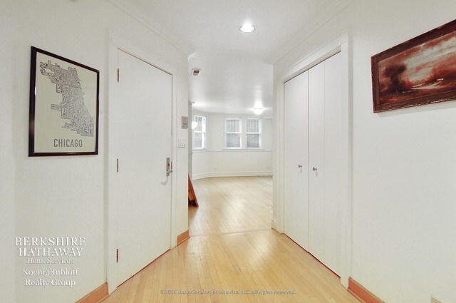 Foto del edificio - 635 W Arlington Pl