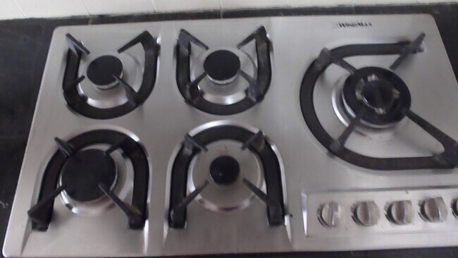 stove top - 120 Loma Vista St