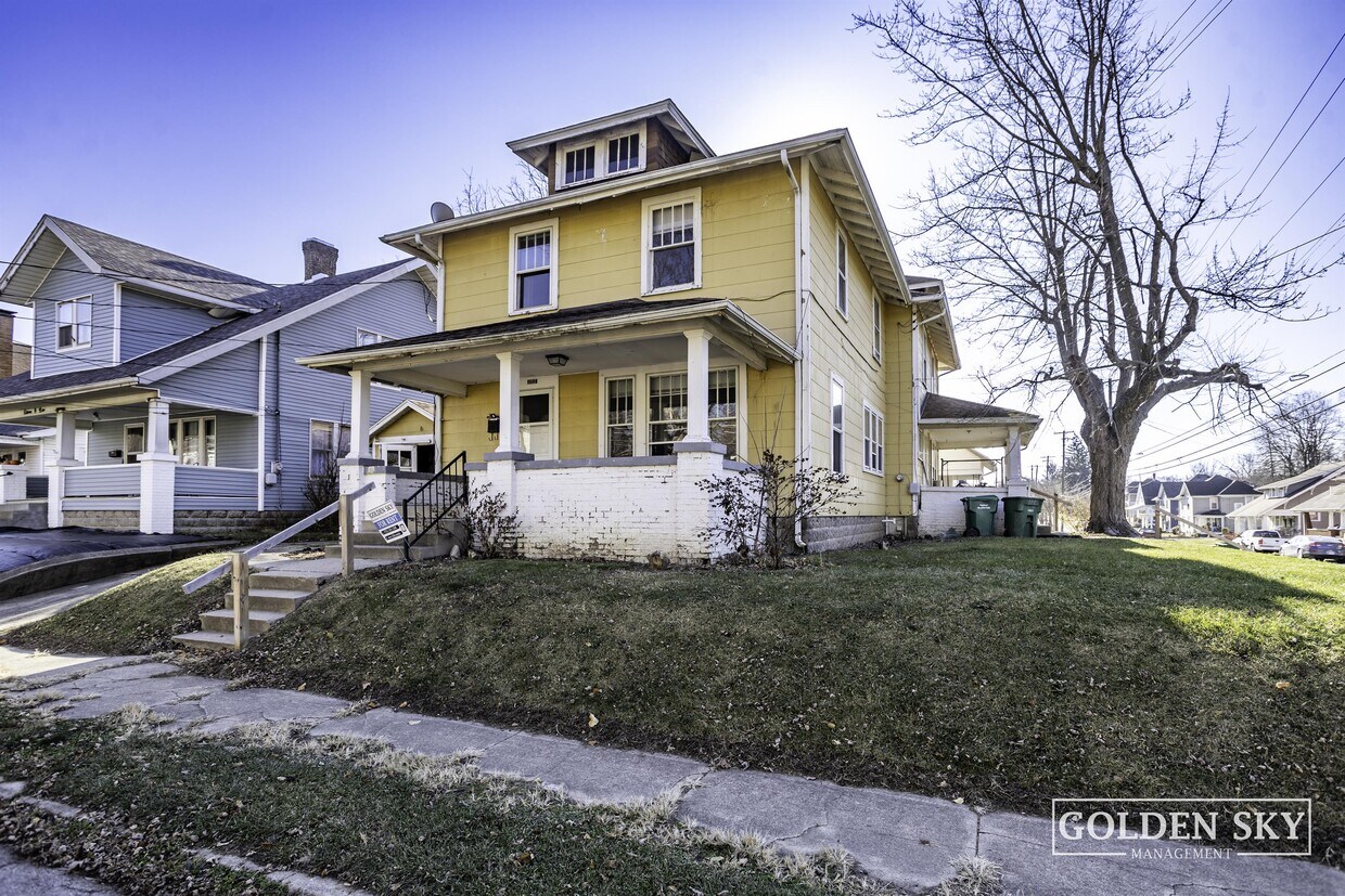 Primary Photo - 1103 Mourer St