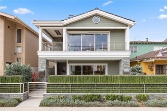 Building Photo - 219 Diamond Ave