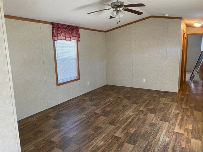 Building Photo - 5050 US-209