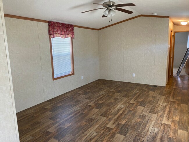 Foto del edificio - 5050 US-209