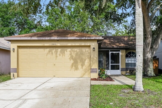 Building Photo - 13656 Laraway Dr