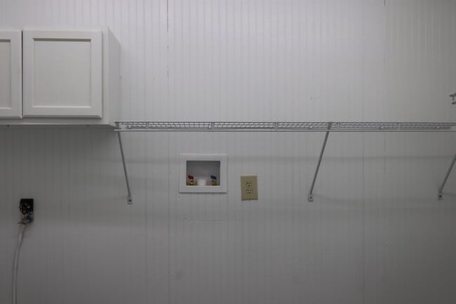 Building Photo - 170 S 4th St