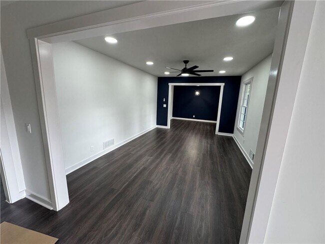 Foto del edificio - 1390 White Oak St SE