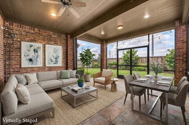 Foto del edificio - 4030 Brookfield Run Ln