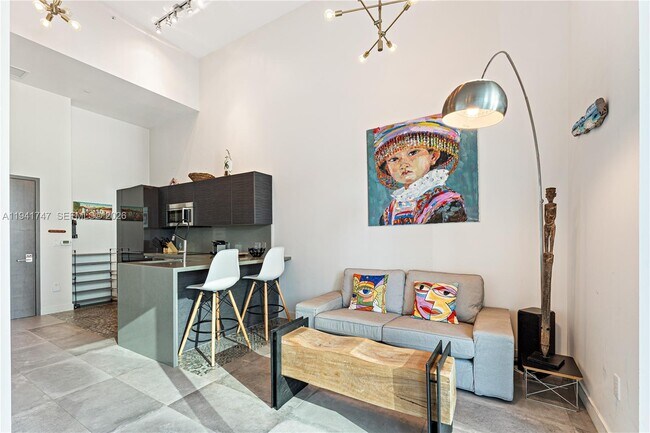 Building Photo - 1080 Brickell Ave