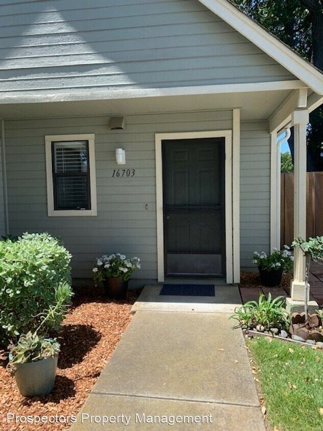 Foto principal - 1 br, 1 bath House - 16703 Audrey Dr