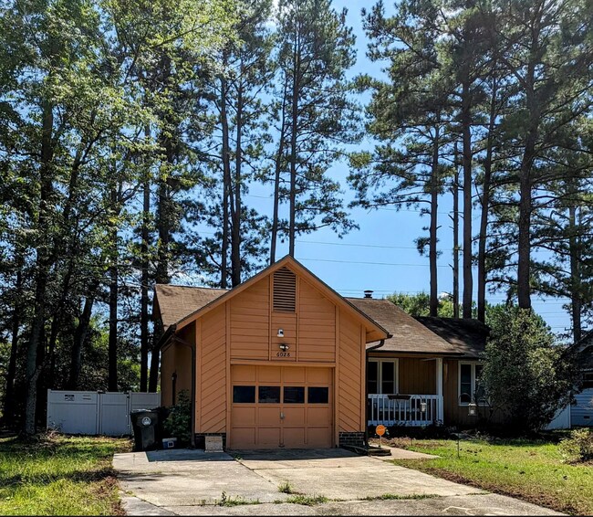 Foto del edificio - 6028 Dalton Rd