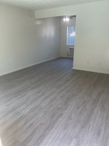 Building Photo - 2231 E Lenita Ln