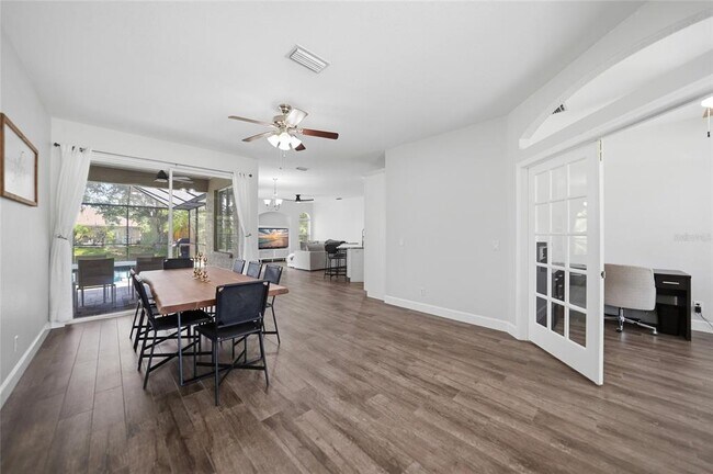 Building Photo - 2880 Vogler Ln