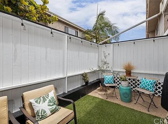 Patio 2 - 515 Meyer Ln