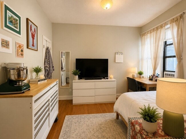 Foto del edificio - 32 Reedsdale St