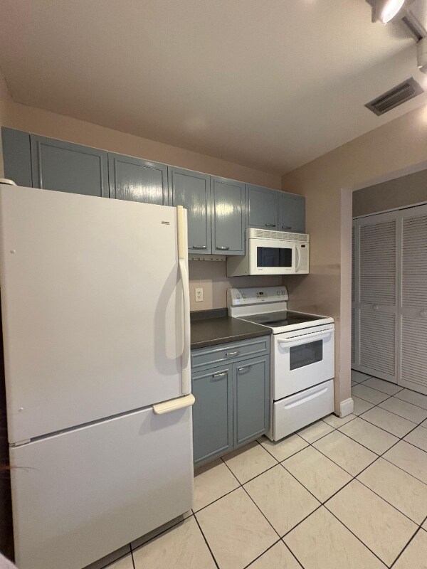Foto del edificio - 3527 59th Ave W