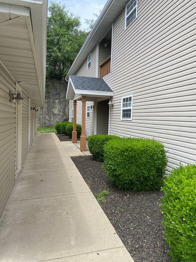 Primary Photo - Condominium in Academy Commons