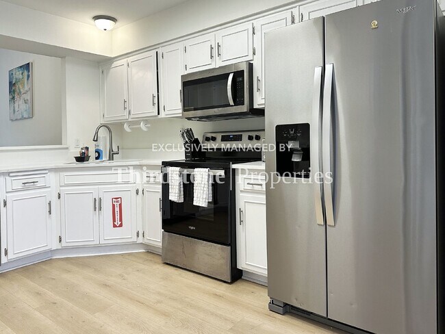 Foto del edificio - 5588 LA MOYA AVE, JACKSONVILLE, FL 32210