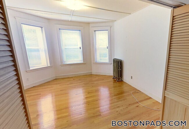 Foto del edificio - 137 Park Dr