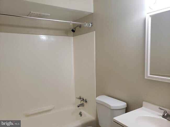 Foto del edificio - 7501 Prince Cole Ct