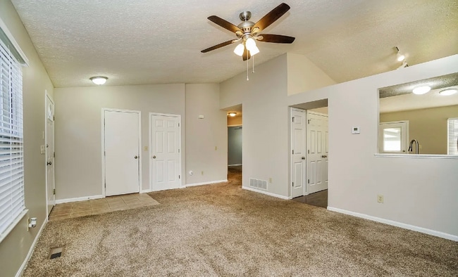 Building Photo - 1496 Meadowlark Ln