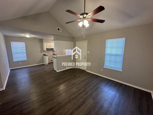 Building Photo - 4578 N. Summer Creek - Available Now!