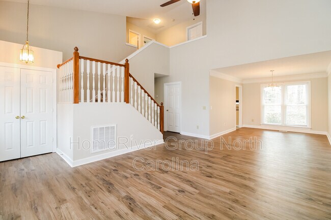 Building Photo - 4817 Hickory Woods Dr
