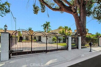 Building Photo - 5316 Mecca Ave