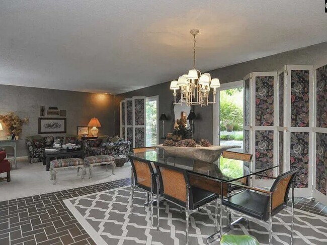 Foto del edificio - 236 Tram Rd