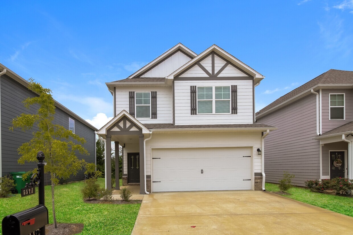 Foto principal - 5545 Cathwick Dr