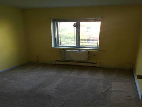 Foto principal - 105 Cross Bay Blvd