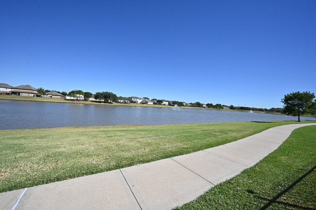 Foto del edificio - 3111 Keystone Square Ln