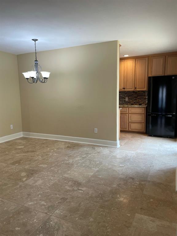 Building Photo - 6831 Wellwood Ct