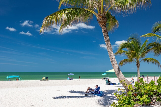 Best Neighborhoods in Naples, FL for Renters 