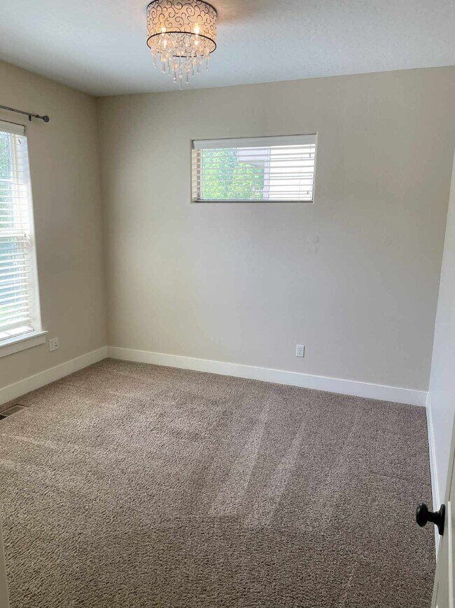 Foto del edificio - 2862 N Centrepoint Way