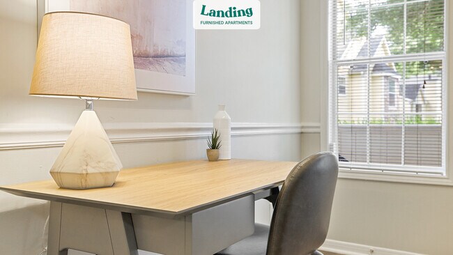 Foto del edificio - 1000 Crowne Oaks Cir