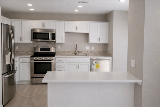 Foto del edificio - 71503 Sunflower Dr